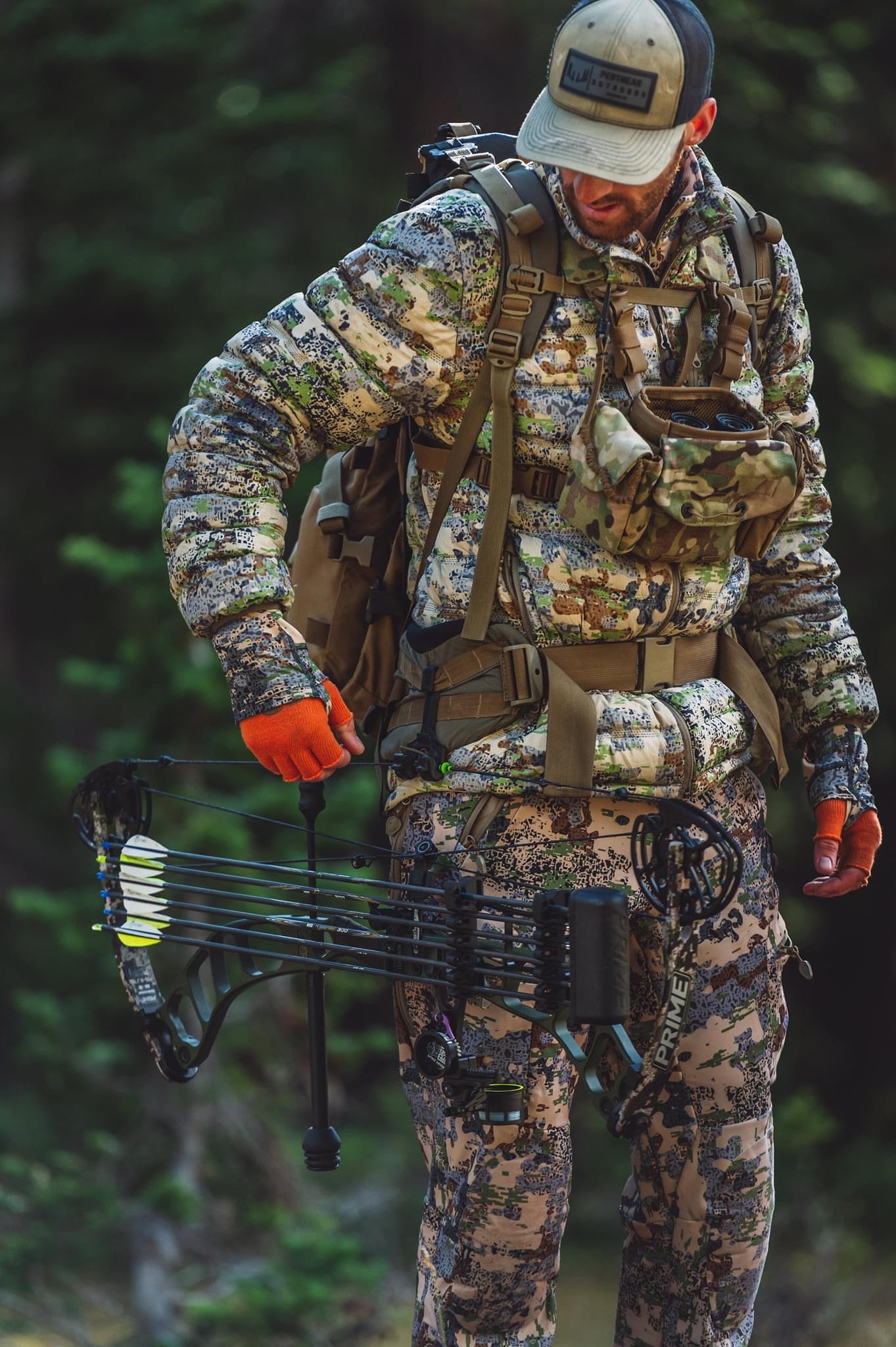Hip Bow Hanger