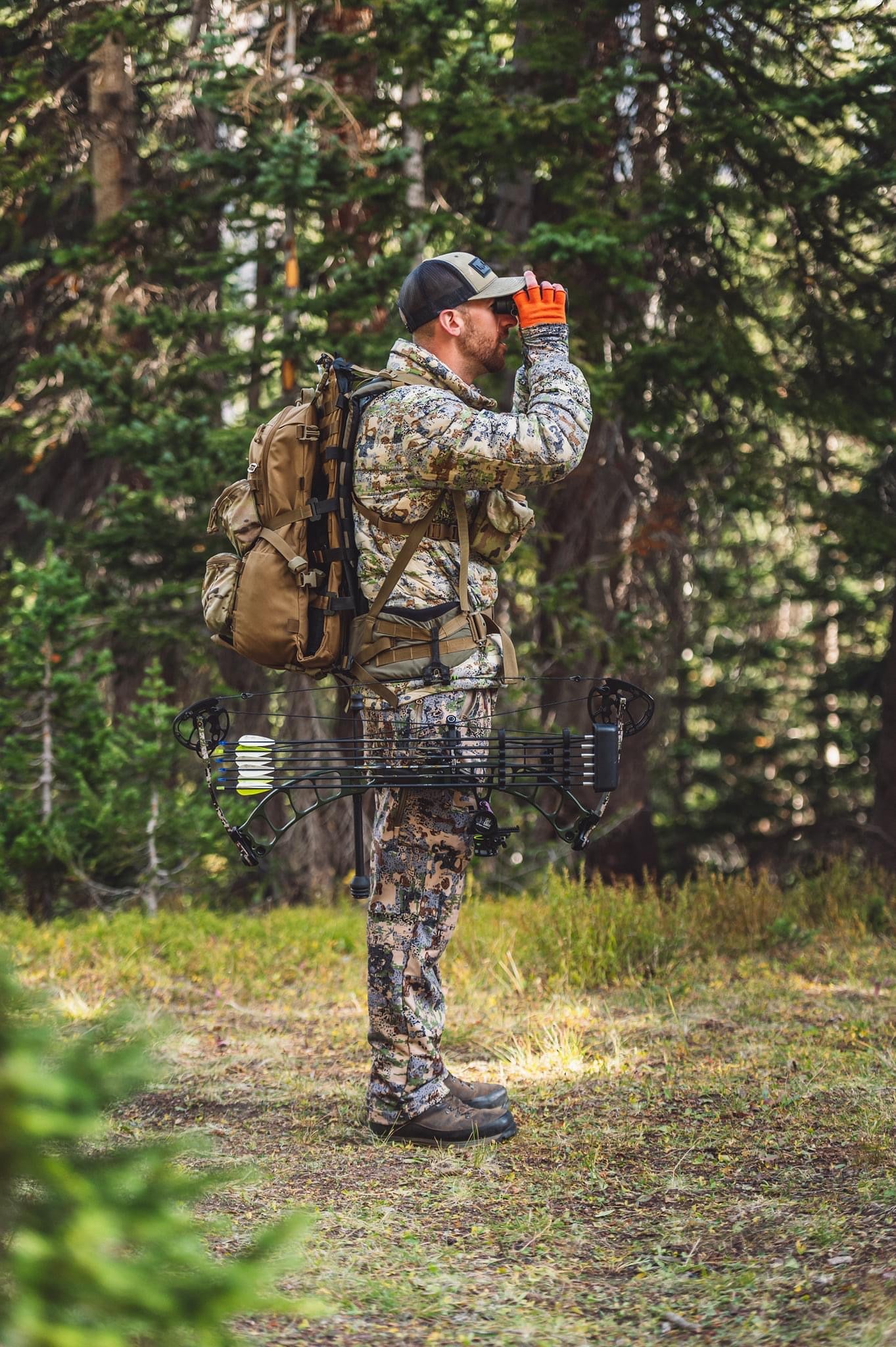 Hip Bow Hanger