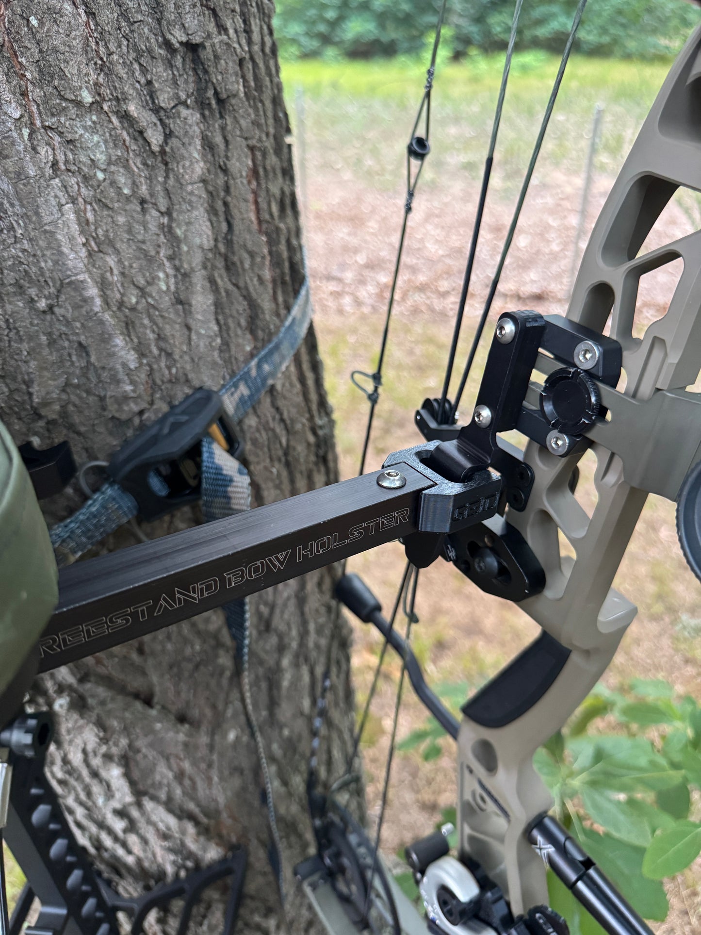 Treestand Bow Holster & Bow Fang Bundle